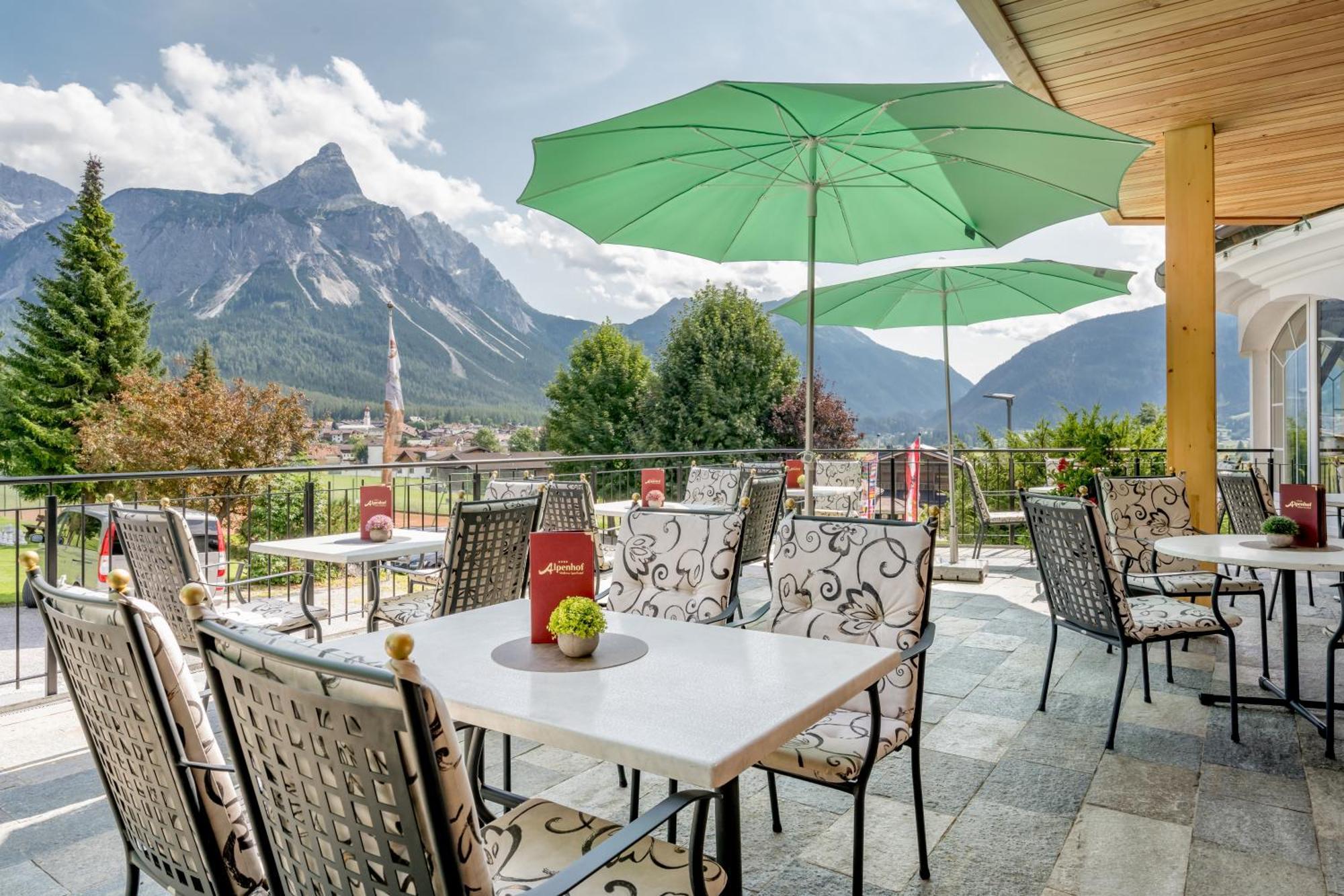Wellness & Sporthotel Alpenhof Ehrwald Exteriör bild
